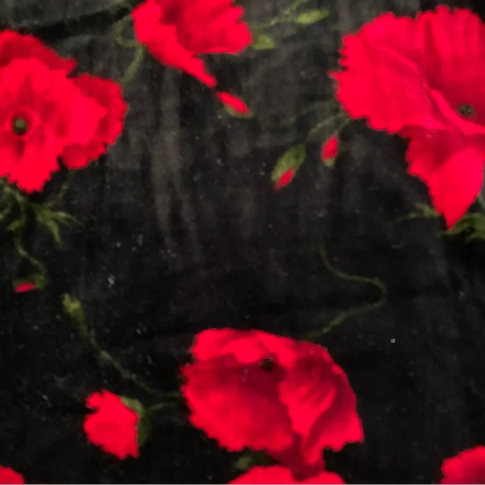 CACHE Vintage Red Floral Velvet Turtleneck Top Size S - Picture 5 of 6